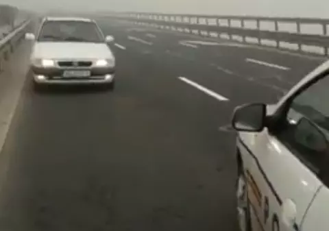VIDEO | Un șofer de 77 de ani a fost prins conducând pe contrasens pe autostrada Sibiu-Deva