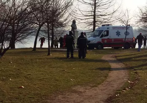 Un bărbat a murit înecat în Lacul Herăstrău. A fost scos din apă de scafandri