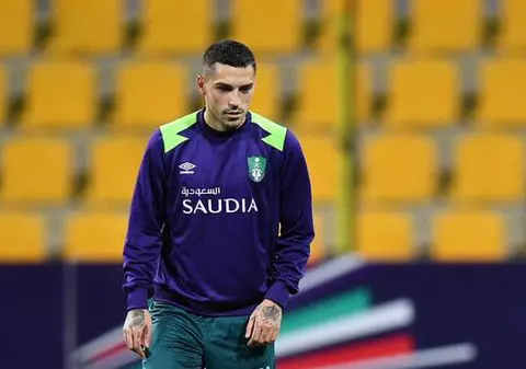 Gol fabulos marcat de Nicolae Stanciu pentru Al Ahli contra echipei la Laurențiu Reghecamf