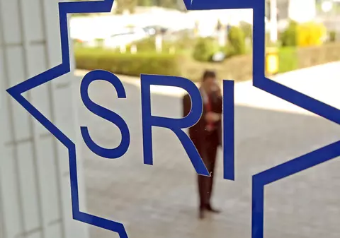 OPINIE | Fostul șef al SIE Claudiu Săftoiu, despre bugetul serviciilor de informații românești: de la lăcomia asigurată politic, la rezistența prin profesionalism