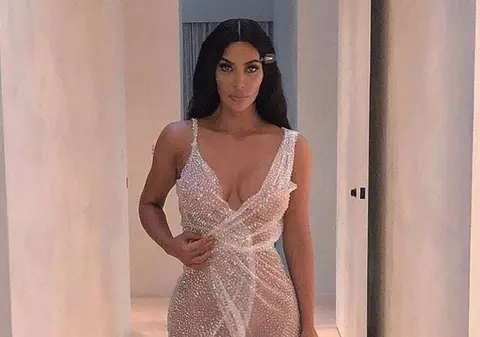 Kim Kardashian are probleme mari din cauza psoriazisului. I-a afectat chipul