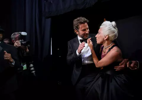 Reacția lui Lady Gaga la zvonurile despre o idilă cu Bradley Cooper: „Da, lumea a văzut iubire”