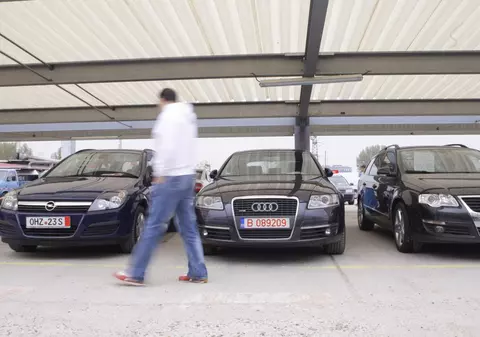 Cum verifici o mașină second-hand. 66% dintre mașinile la mâna a doua scoase la vânzare în 2018 au avut cel puțin o daună