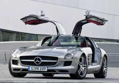 60.000 de maşini Mercedes-Benz, rechemate în service. Printre modele se află Vito, C-Class, V-Class şi GLC cars