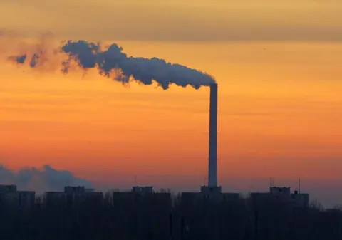 Sondaj: 83,6% dintre români consideră schimbările climatice reale, 62% vor să economisească energie pentru reducerea costurilor