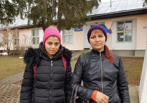 O elevă din Vaslui primește scrisori de amenințare cu moartea de la un pușcăriaș. Bărbatul a încercat anul trecut să o ucidă (FOTO)