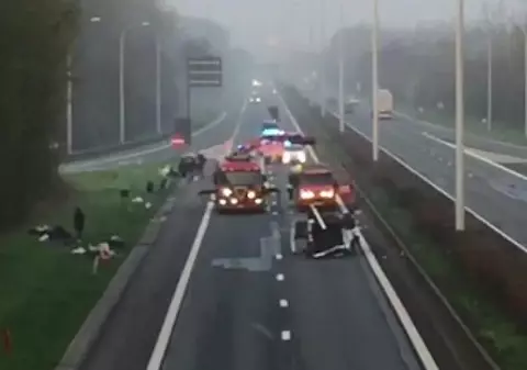 Șase români, răniți într-un accident de microbuz în Belgia. Tragedie din cauza unui șofer care a adormit la volan / VIDEO