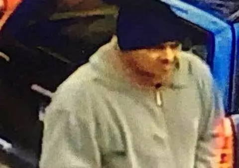 Agresorul sexual al fetiței de 10 ani, violator în serie eliberat mai devreme din pușcărie. Perversul sexual acosta mai ales adolescentele