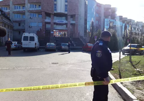 UPDATE: Alertă falsă cu bombă la sediul Trezoreriei din Botoșani