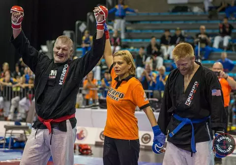 Tolea Ciumac și-a rupt tendonul lui Ahile la antrenamente! Luptătorul și-a compromis cariera și nu se mai bate cu Freddy Kemayo