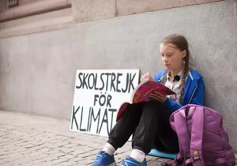 Cum a ajuns o suedeză de 16 ani să fie nominalizată la premiul Nobel pentru Pace. Greta Thunberg a mobilizat elevi din peste 100 de țări să protesteze față de încălzirea globală