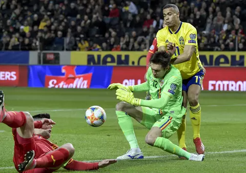 Pigmeii Europei. Naționalele de fotbal ale României au avut o săptămână de coșmar