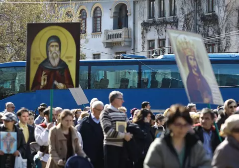 FOTO | Procesiunea ”Icoana – fereastră spre Dumnezeu” prin București