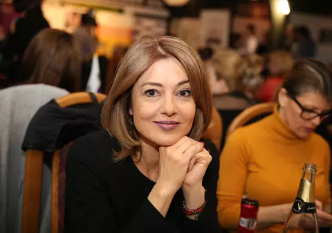 VIDEO/ Oana Sîrbu vorbește în premieră despre fiul ei. „Face pian, are ureche muzicală, dar nu cred că va face meseria asta”