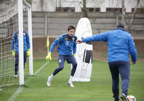Tricolorii au efectuat ultimul antrenament înaintea plecării în Suedia. Tătărușanu este OK. Echipa probabilă | GALERIE FOTO