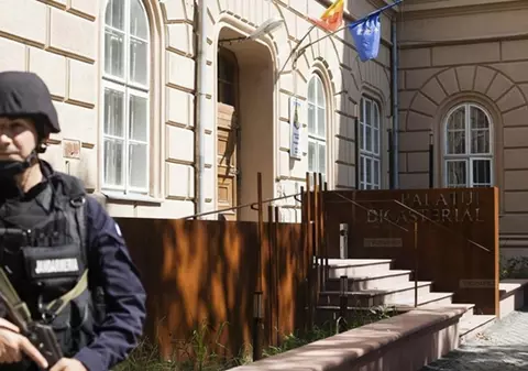 Un pensionar din Timișoara a vrut să-și dea foc cu benzină. De ce a recurs la gestul extrem