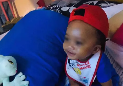 O fetiță de 11 ani, acuzată că a omorât în bătaie un bebeluș în Statele Unite