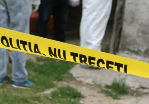 O femeie din Vrancea, mamă a unui copil, s-a sinucis. Soțul italian a găsit-o spânzurată