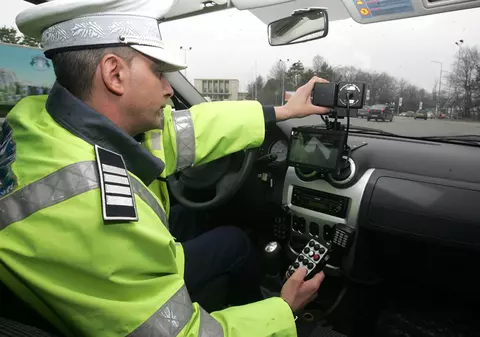 Un şofer este amendat la fiecare minut, din cauza vitezei excesive! Bucureștiul e pe locul întâi în topul amenzilor de circulație, în Covasna sunt cei mai puțini șoferi sancționați