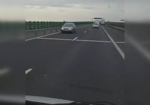 UPDATE: O șoferiță a condus pe contrasens, pe autostrada A1 Arad - Nădlac. Ce sancțiune a primit / VIDEO