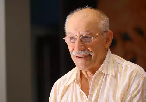 Victor Rebengiuc a dezvăluit că a avut COVID-19. „Am învățat să mai stau pe acasă”, spune actorul de 87 de ani