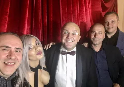 VIDEO | Petrecere cât o nuntă! Florin Petrescu, Axinte de la Vacanța Mare, a avut 300 de invitați la ziua lui