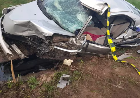 Tragedie sâmbătă dimineață! Doi copii de 11 luni și 5 ani au murit într-un grav accident rutier. Șoferul vinovat a scăpat nevătămat!