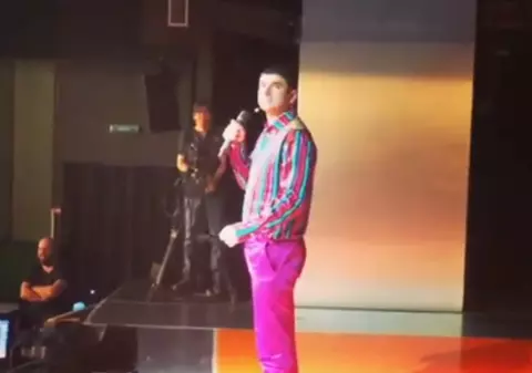 VIDEO/ „Nimic ești tu”, reacția lui Liviu Dragnea, a ajuns replică într-un spectacol la Teatrul de Comedie!