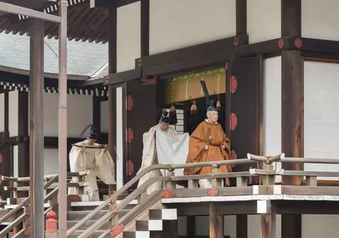 VIDEO | Moment istoric în Japonia. Împăratul Akihito a abdicat după 30 de ani de domnie. Fiul său, Naruhito, va urca pe Tronul Crizantemei