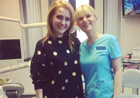 Alina Sorescu, pe mâinile doctorului stomatolog. Artista a împărtășit totul cu prietenii virtuali
