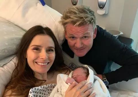FOTO | Gordon Ramsey a devenit tată pentru a cincea oară. Imagini emoționante cu fiul celebrului bucătar