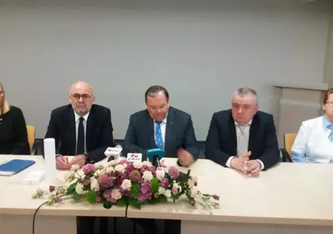 Angajații Spitalului Județean de Urgență Suceava, decorat de Klaus Iohannis, vor primi stimulete financiare