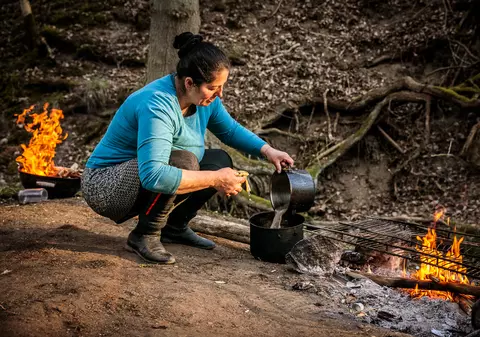 În căutarea lui Gică - românul omorât într-un parc din Huskvarna, Suedia, de doi adolescenți. Paște în pădure cu cei mai nevoiași dintre compatrioți (1)