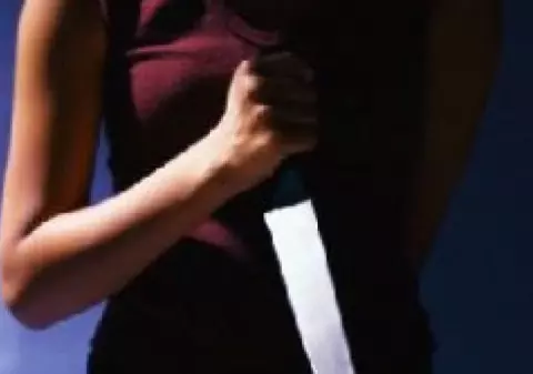 Scandal între mai multe femei din aceeași familie! O mamă și fiica ei au fost tăiate cu cuțitul!