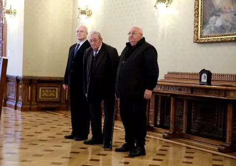 Fostul deținut politic Ioan Muntean, adus de PSD la întâlnirea cu Iohannis: ”M-a impresionat. Nu i-am mai citit mesajul lui Nicolicea”