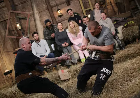 Cel mai așteptat duel de la Ferma. Moroșanu și Zmărăndescu intră în ring