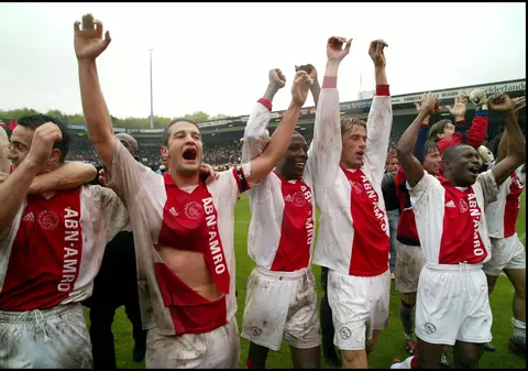 Ce au făcut românii la Ajax Amstedam. Banatu-i fruncea: timișoreanul Ștefan Kovács și reșițeanul Cristi Chivu, strălucitori