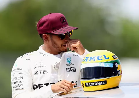Lewis Hamilton, despre tăcerea Formulei 1, “dominată de albi”, în cazul morţii lui George Floyd: “Nimeni nu mişcă un deget în industria mea”