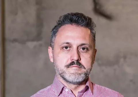 141 de proiecte au fost dezvoltate de ONG-urile românești prin fonduri elvețiene. Interviu cu Ionuț Sibian, Programul de Cooperare Elvețiano-Român (PUBLICITATE)