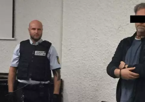 Un german a furat 725.000 de euro ca să-i ofere o viață de lux iubitului român