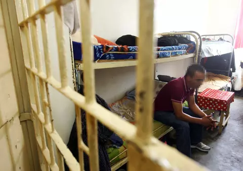 Cum se bucură de modificarea Codului Penal pedofilii condamnaţi şi violatorii rămaşi în libertate! Oferta deputaţilor: iei 10 ani de închisoare, faci doar 5