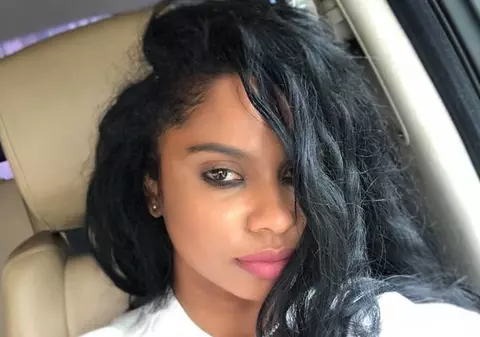 Laurette își vinde vila. "Viața la casă nu e ușoară"