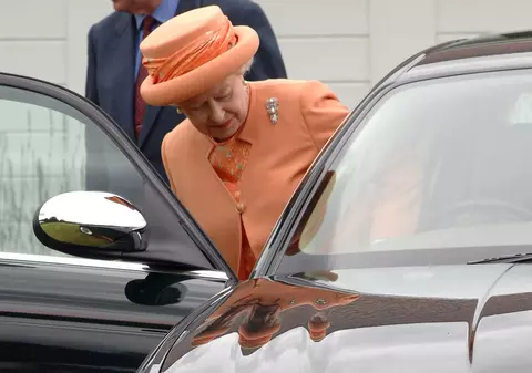 Decizia luată de Regina Elisabeta a II-a, înainte de a împlini 93 de ani. A urmat exemplul Prințului Philip