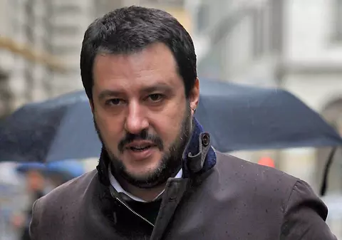Mesajul ironic al lui Matteo Salvini pentru românul prins cu droguri după ce s-a pozat cu un Lamborghini al Poliției