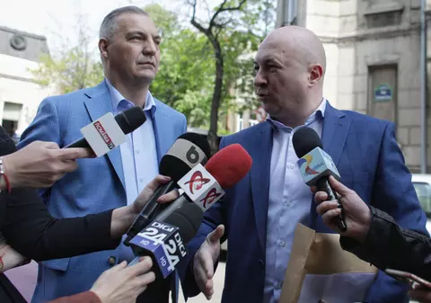 Codrin Ștefănescu și Mircea Drăghici, la DNA pentru a depune plângere. Cei doi acuză interferențe ale procurorilor în activitatea partidului