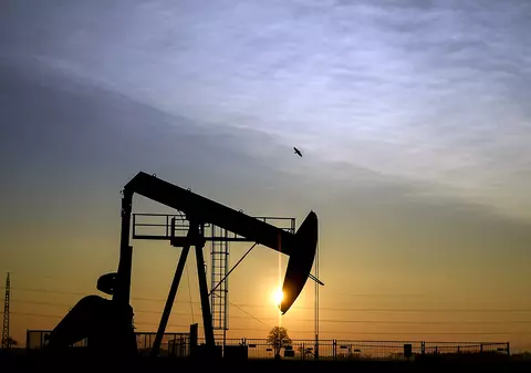 OMV Petrom trebuie să plătească daune de 135.000 de euro familiei unui copil care a căzut într-o sondă neîmprejmuită și a murit