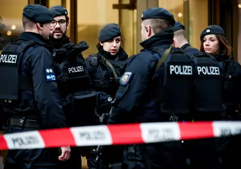 Polițiștii germani au dezamorsat o bombă artizanală descoperită într-un tren în apropiere de Koln. Dispozitivul nu era periculos