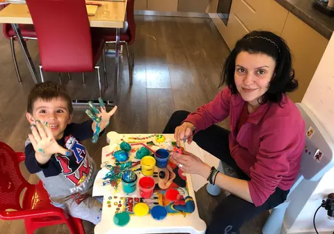 Cum va petrece Sărbătorile Pascale Raluca Arvat, prezentatoarea TVR