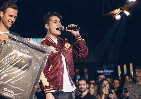 Selly, vloggerul român cu 2 milioane de urmăritori, mesaj pentru ministrul Educației: „Școala nu te învață nimic despre corupție și ce să faci cu banii”