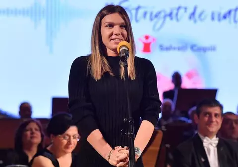 FOTO/ Simona Halep, apariție superbă la un eveniment caritabil la Sala Radio. „Am o relaţie foarte frumoasă cu copiii şi mă bucur că pot să promovez această campanie”